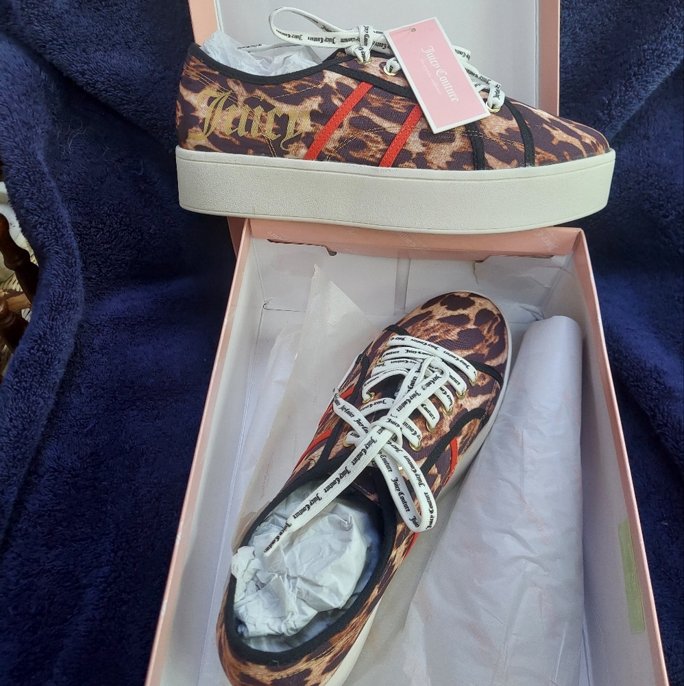 Juicy couture canvas leopard sneaker